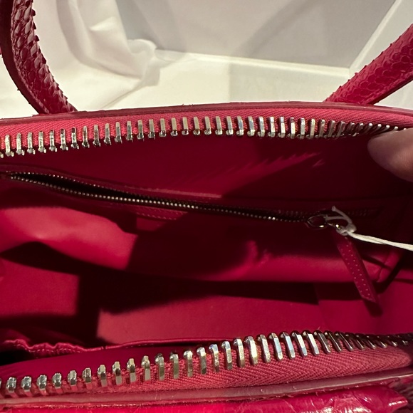 NWOT Rare Givenchy Antigona Python Bag - Picture 5 of 9